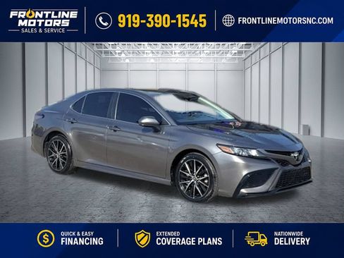 Used 2021 Toyota Camry SE FWD image 1