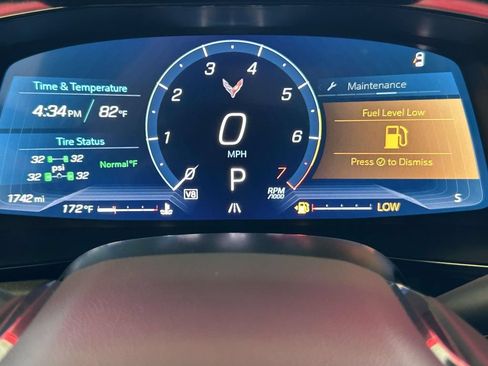Used 2024 Chevrolet Corvette Stingray Preferred Cpe w/ 2LT RWD image 32
