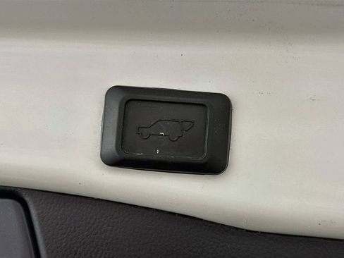 Certified 2023 Toyota RAV4 XLE Premium AWD/4WD image 30