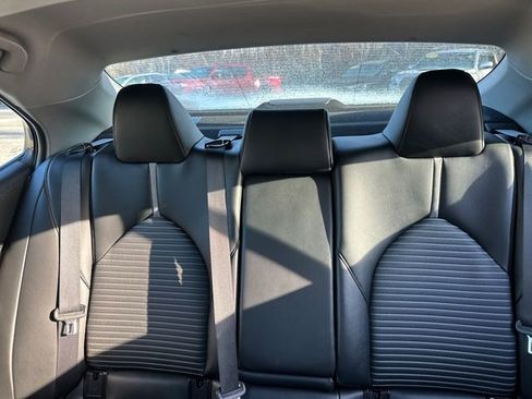 Used 2023 Toyota Camry SE w/ Cold Weather Package image 38