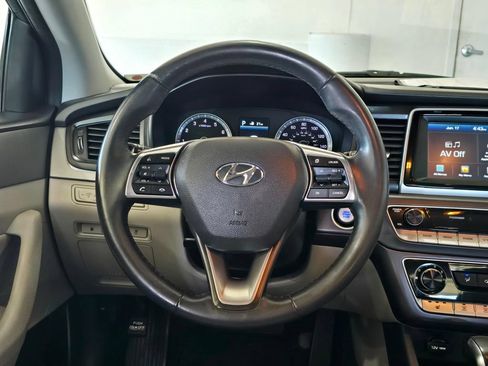 Used 2018 Hyundai Sonata SEL FWD image 10