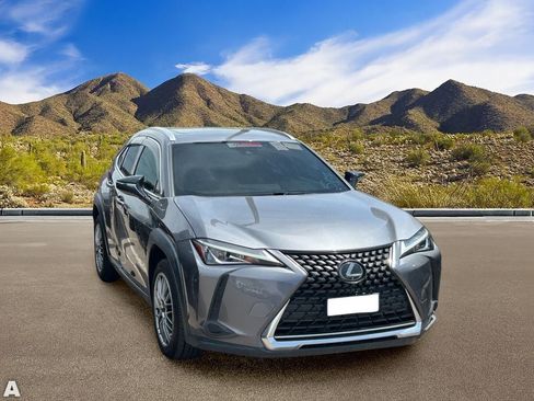 Used 2020 Lexus UX 200 w/ Premium Package FWD image 5