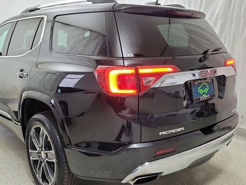 Used 2017 GMC Acadia Denali w/ Technology Package image 6