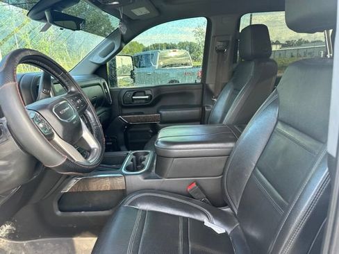 Used 2023 GMC Sierra 2500 Denali w/ Denali Ultimate Package AWD/4WD image 13