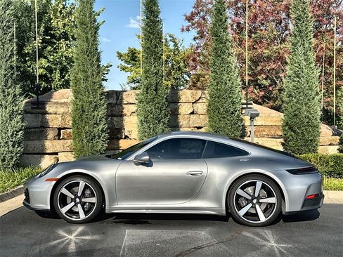 Used 2025 Porsche 911 Carrera image 2