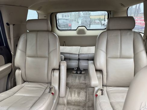 Used 2007 GMC Yukon Denali AWD/4WD image 13