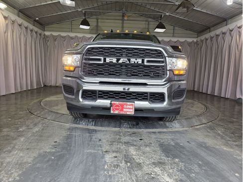 Used 2019 RAM 2500 Tradesman w/ Chrome Appearance Group image 10