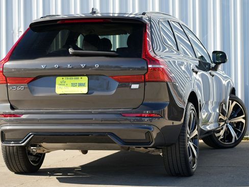 Used 2024 Volvo XC60 T8 Ultimate w/ Protection Package Premier image 5