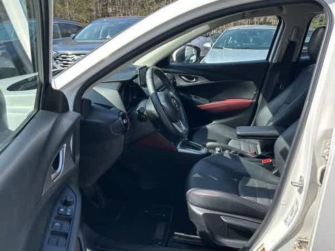 Used 2017 MAZDA CX-3 Touring w/ Premium Package image 12