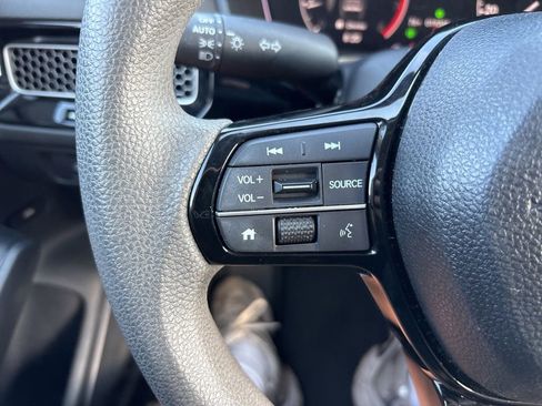 Used 2023 Honda Civic LX image 19