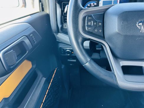 Used 2021 Ford Bronco Badlands image 18