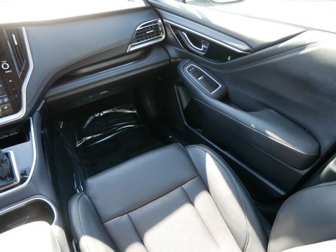 Certified 2024 Subaru Outback Limited image 11