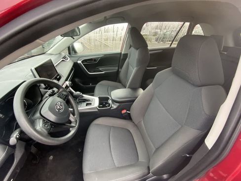 Certified 2025 Toyota RAV4 LE image 11