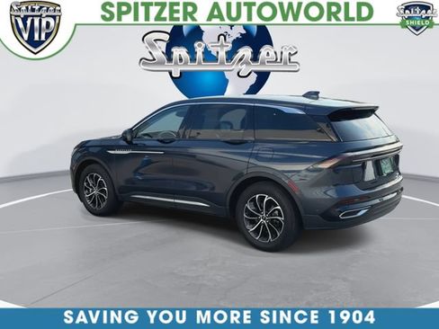 Used 2024 Lincoln Nautilus Premier w/ Equipment Group 102A AWD/4WD image 7