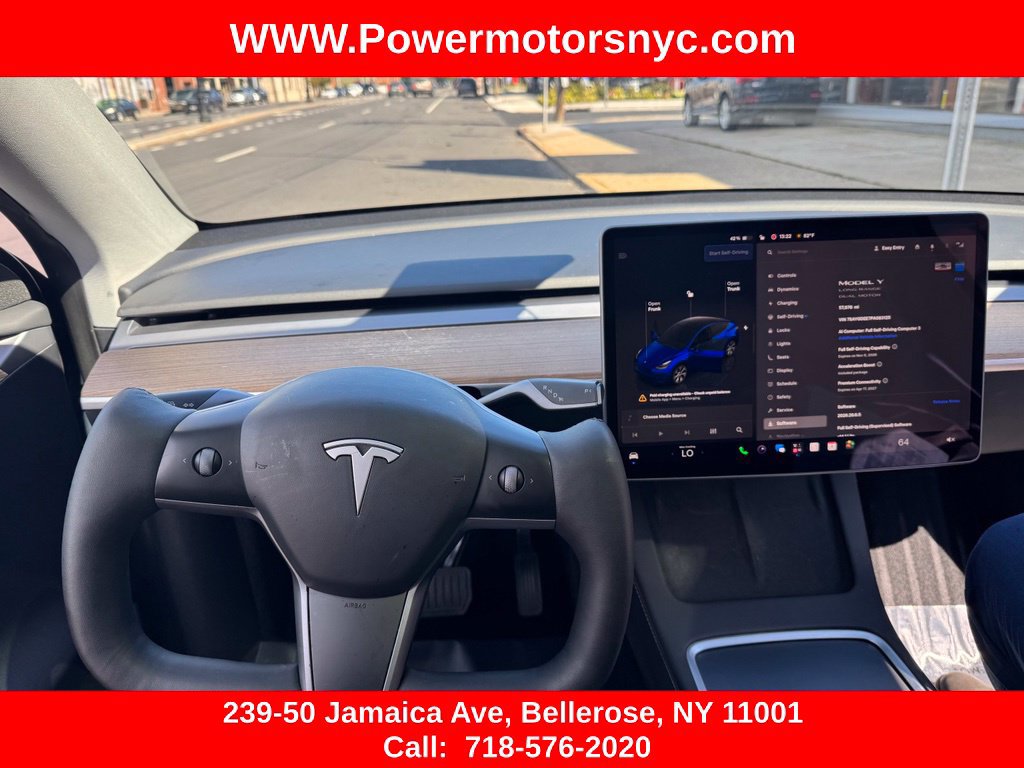 Used 2023 Tesla Model Y Long Range AWD/4WD image 25