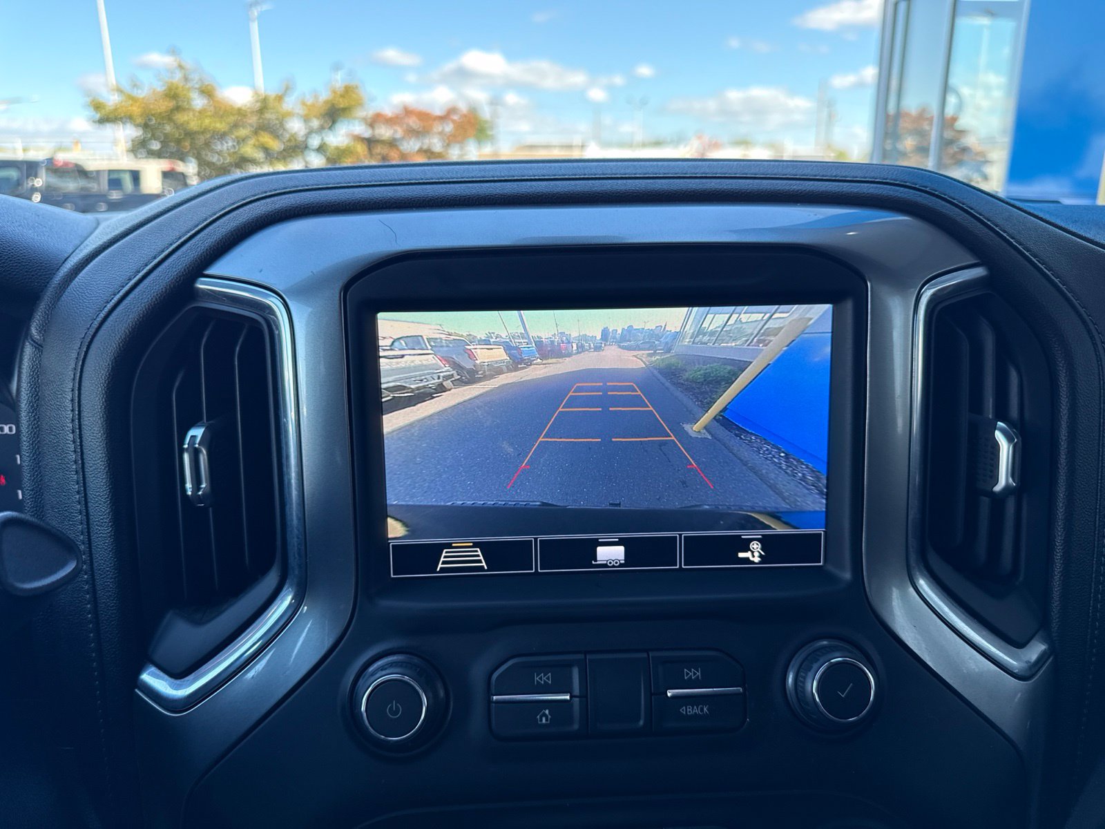 Used 2020 Chevrolet Silverado 1500 RST w/ All-Star Edition AWD/4WD image 25