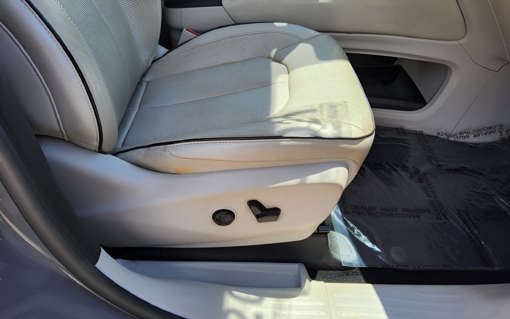 Used 2021 Chrysler Pacifica Limited w/ Premium & Safety Sphere Group AWD/4WD image 42