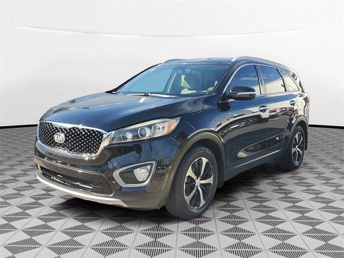 Used 2016 Kia Sorento EX image 3