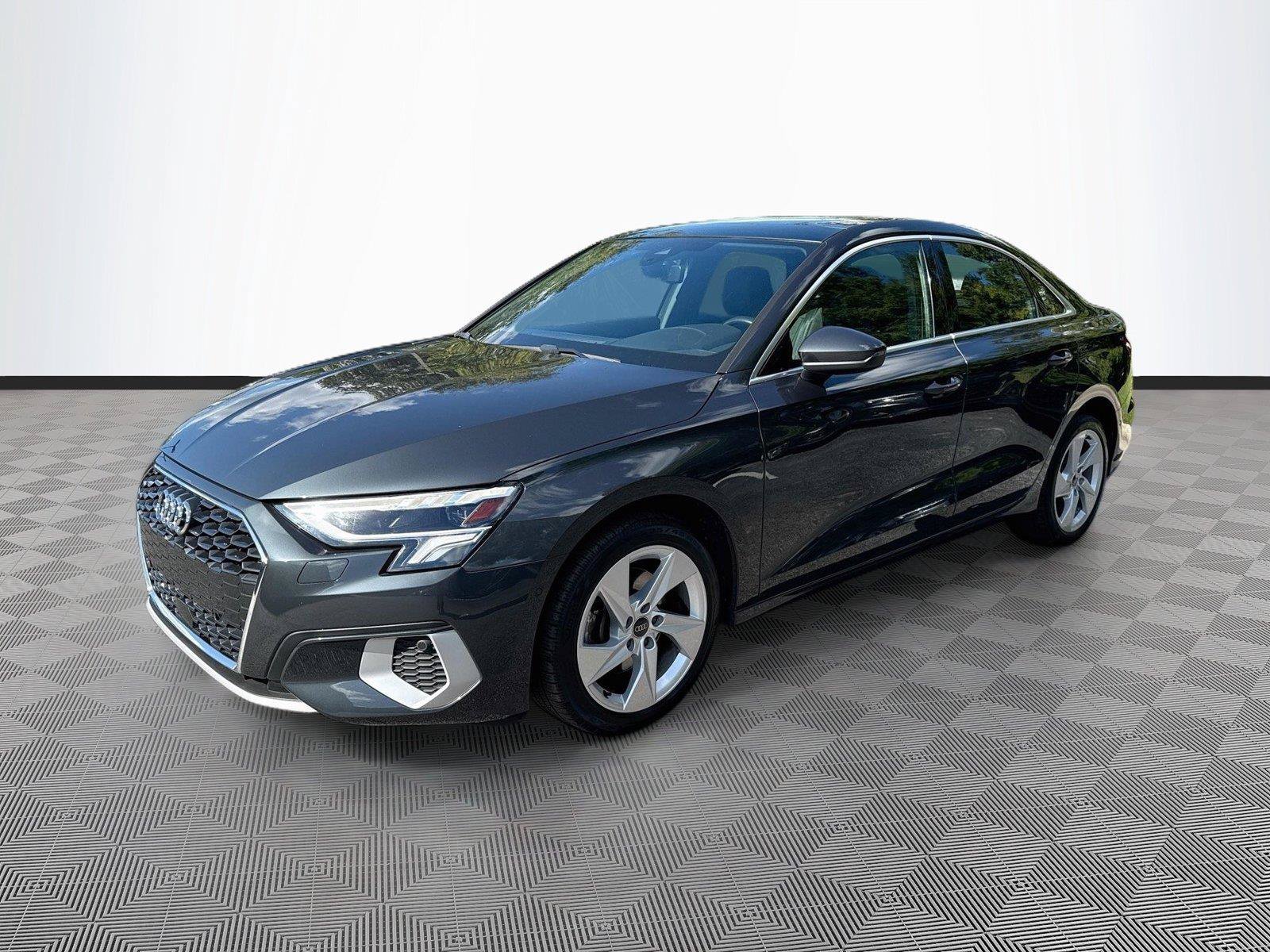 Used 2024 Audi A3 2.0T Premium Plus FWD image 3