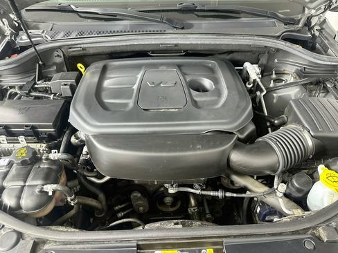 Used 2021 Jeep Grand Cherokee Laredo RWD image 9