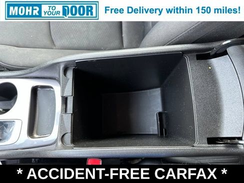 Used 2021 Chevrolet Malibu LS FWD image 33