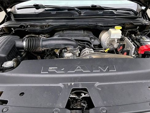 Used 2019 RAM 1500 Laramie image 10