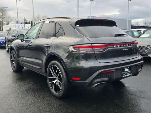Used 2025 Porsche Macan image 4