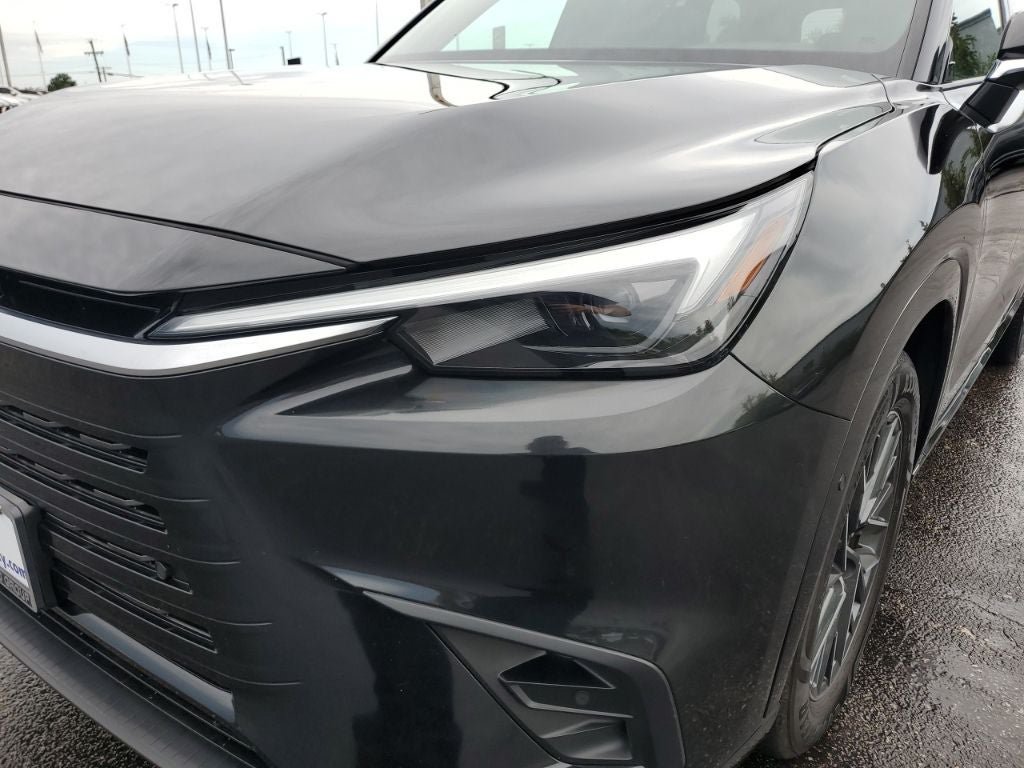 Used 2025 Lexus TX 350 FWD w/ Technology Package image 11