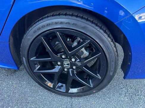 Used 2023 Honda Civic Sport image 18
