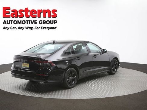 Used 2025 Honda Accord SE image 40