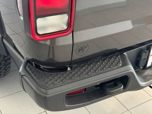 Used 2020 Jeep Gladiator Overland AWD/4WD image 49