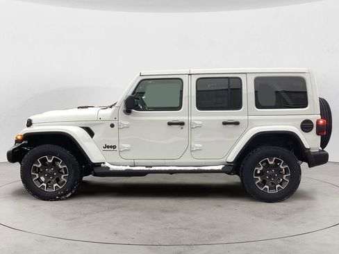 New 2026 Jeep Wrangler Unlimited Sahara AWD/4WD image 2