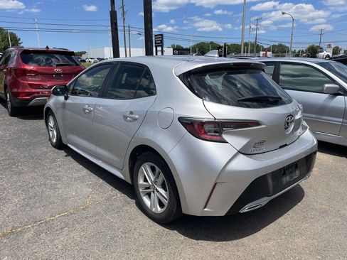 Used 2022 Toyota Corolla SE FWD image 3