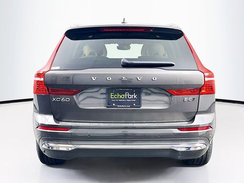 Used 2023 Volvo XC60 B5 Ultimate w/ Climate Package image 7
