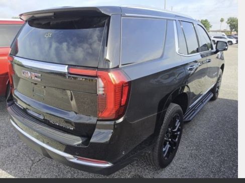 Used 2026 GMC Yukon Elevation RWD image 5