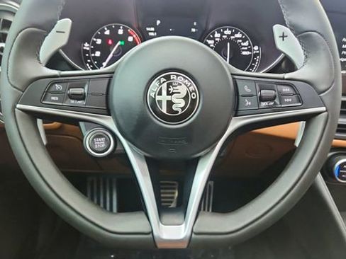 Used 2017 Alfa Romeo Giulia Ti w/ TI 19" Sport Package image 40