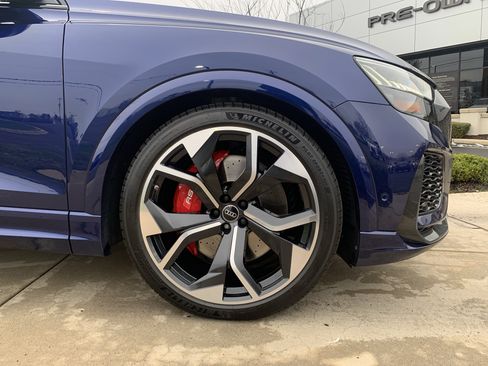 Used 2024 Audi RS Q8 image 25