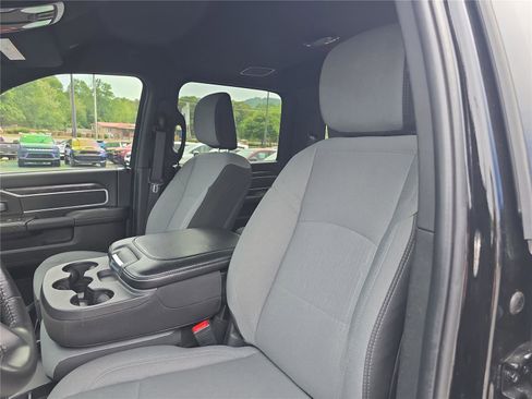 Used 2024 RAM 2500 Big Horn w/ Bed Utility Group AWD/4WD image 21