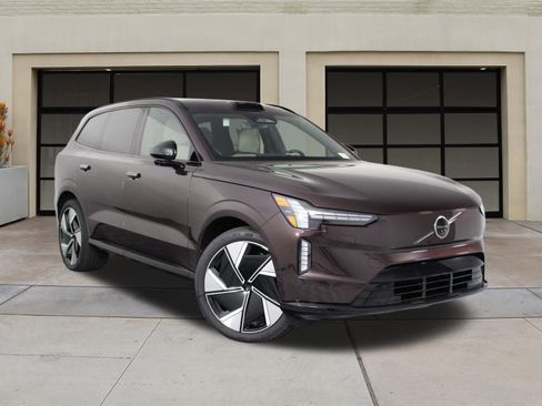 New 2025 Volvo EX90 Ultra image 18