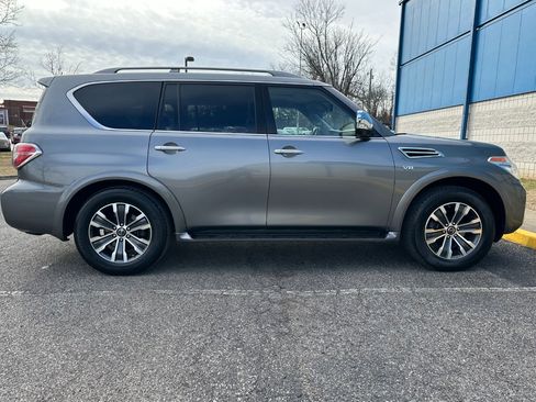 Used 2018 Nissan Armada SL w/ Moonroof Package image 4