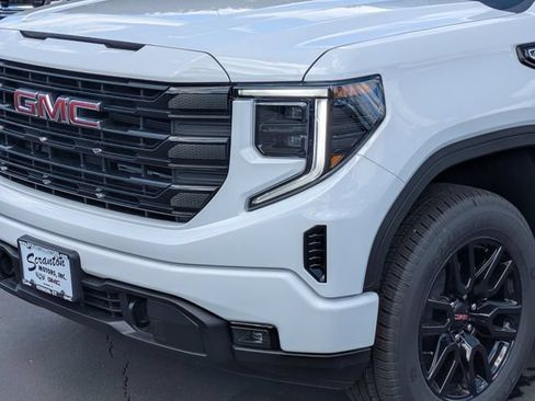 New 2026 GMC Sierra 1500 Elevation AWD/4WD image 9