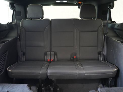 Used 2021 GMC Yukon SLT w/ SLT Luxury Package AWD/4WD image 37