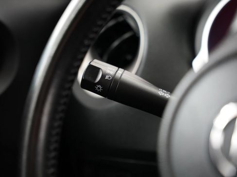 Used 2013 Nissan Juke SV AWD/4WD image 14