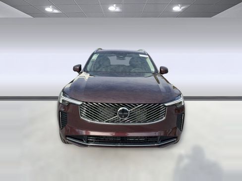 New 2026 Volvo XC90 B6 Plus w/ Protection Package image 6