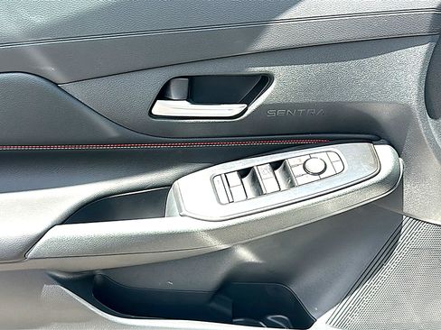 New 2026 Nissan Sentra SR w/ Floor Mat Package FWD image 13
