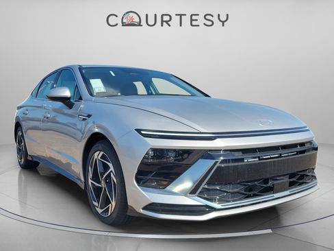 New 2026 Hyundai Sonata SEL image 5