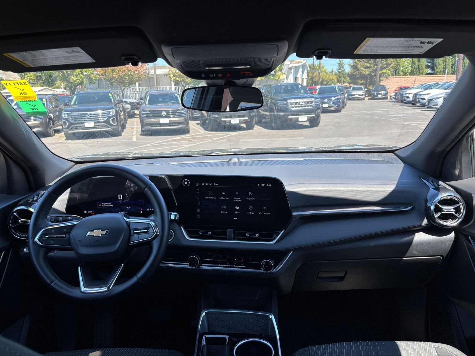 Used 2025 Chevrolet Equinox LT FWD image 33