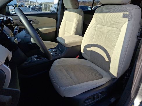 Used 2023 Chevrolet Traverse LT w/ LPO, Floor Liner Package image 15