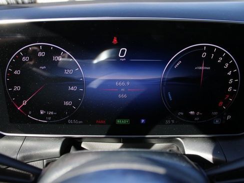 New 2025 Mercedes-Benz GLC 350e 4MATIC image 23