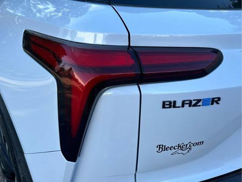 New 2026 Chevrolet Blazer EV RS image 16